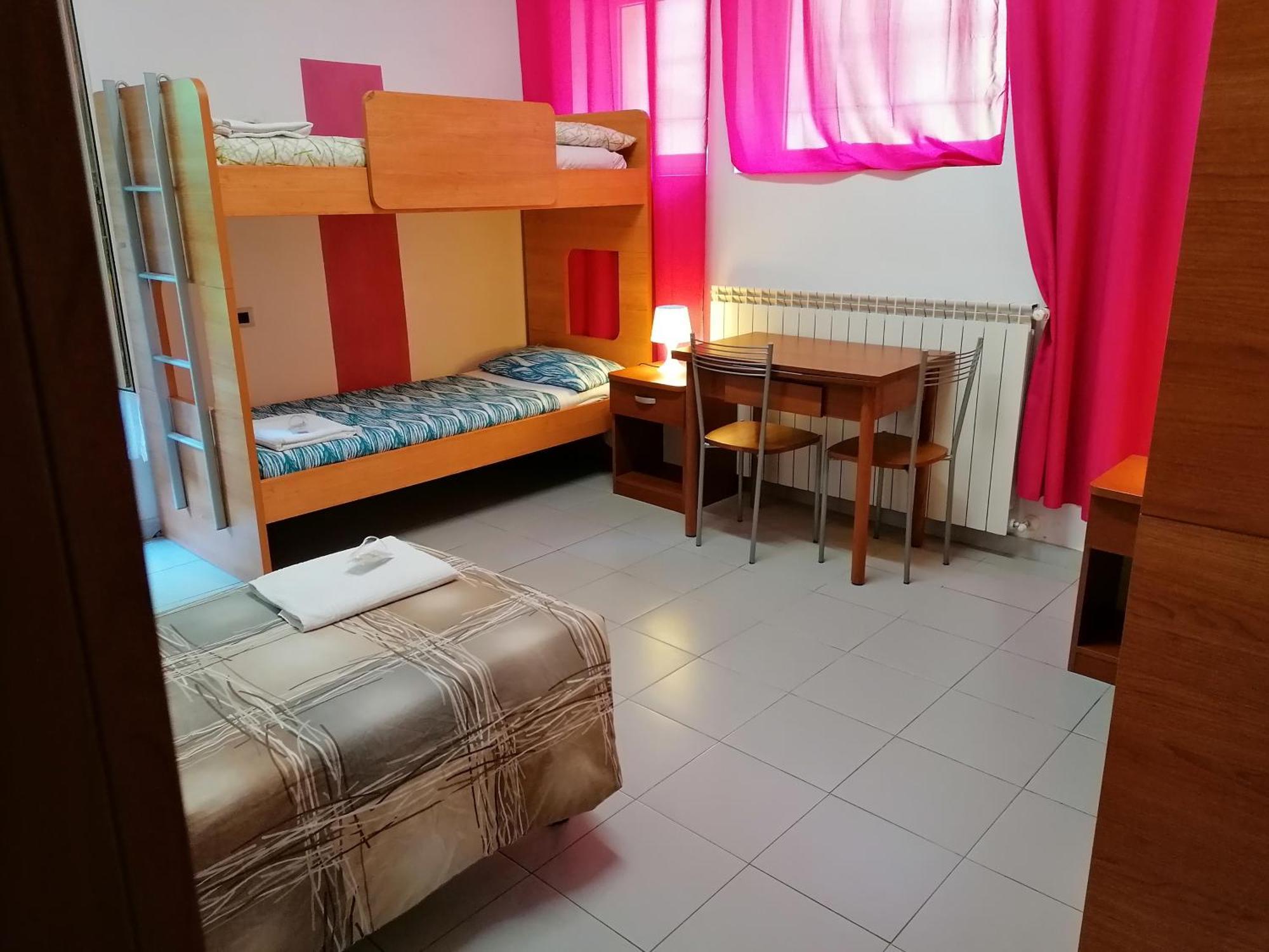 Perla Del Levante Hostel فرامورا الغرفة الصورة